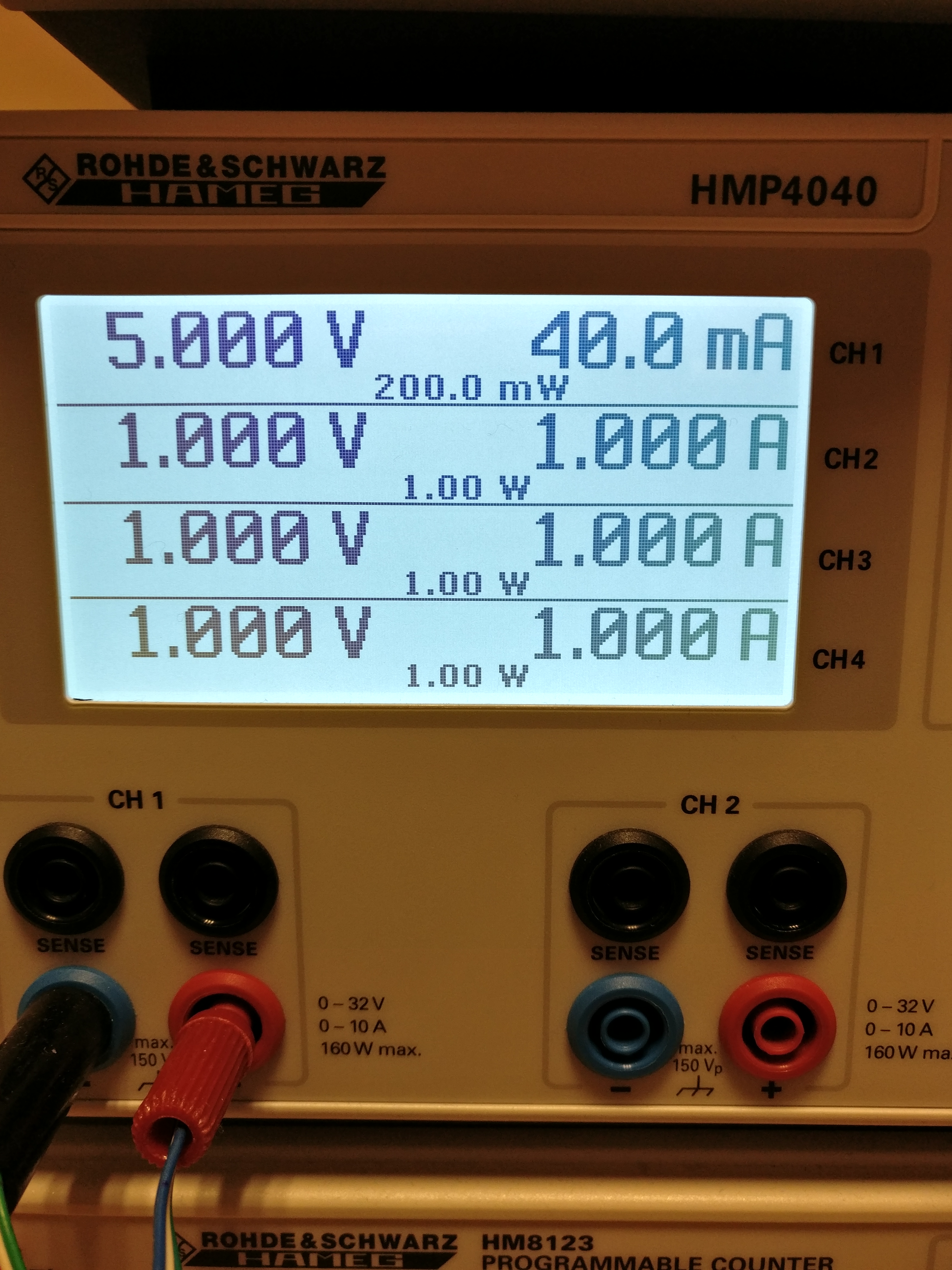 Power Supply Detail - Four independent channels with precise voltage and current measurement