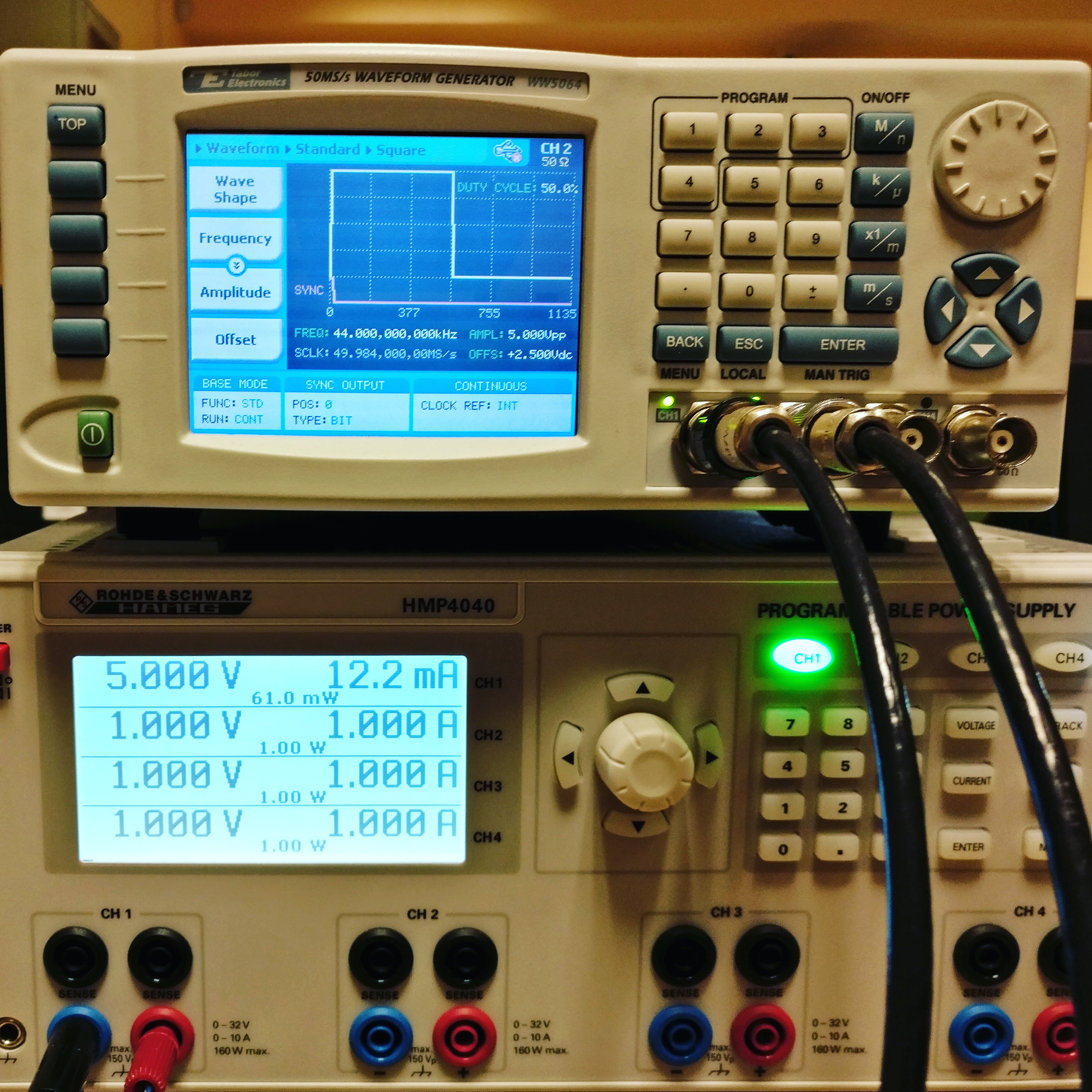 Alternative View - Wiring routing optimized for minimal crosstalk and ground loops